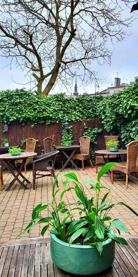 Babie Lato B&B Uniejow Exterior photo
